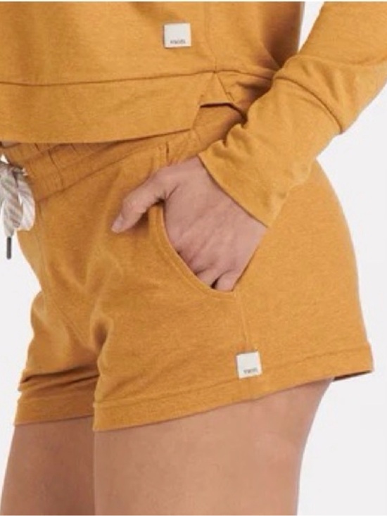 Vuori Pants - Vuori Women's Golden Mustard Halo Performance Shorts